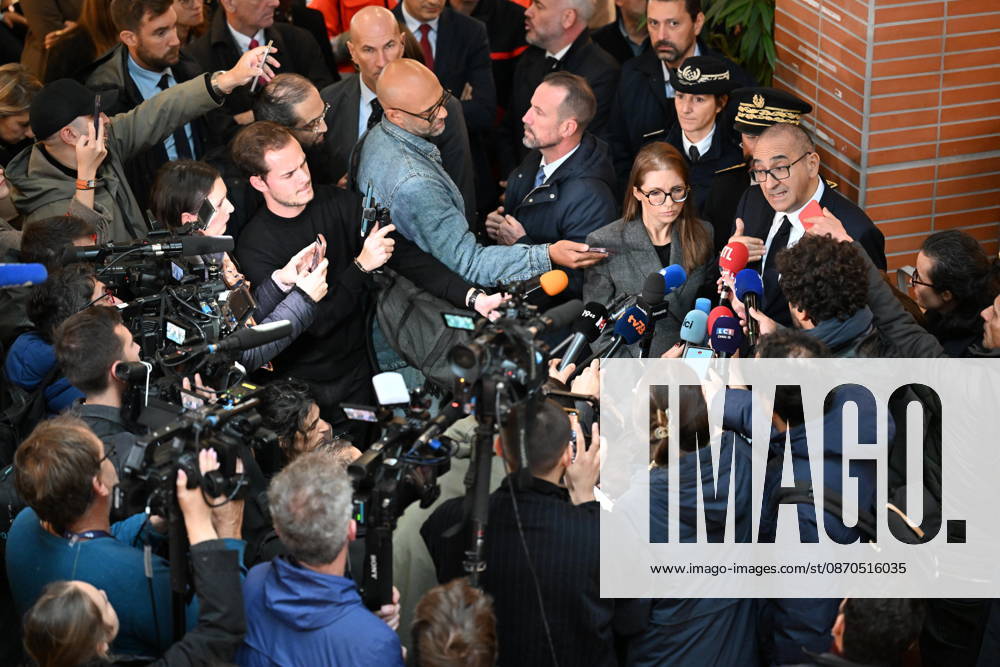Deadly drive-by shooting attack in Paris suburb of Trappes TRAPPES, FRANCE - OCTOBER 23: France s Interior Minister Laurent Nunez (R) and France s junior Minister in charge of equality Aurore Berge (2nd R) speak to the press members following a shooting killing at least one person and injuring four others according to police sources, in Trappes, Paris suburb, France on October 23, 2026. Mustafa Yalcin Anadolu Trappes France. Editorial use only. Please get in touch for any other usage.