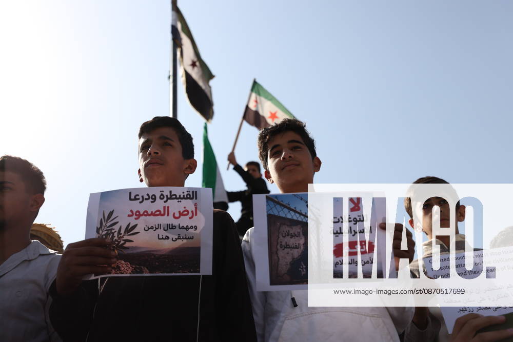 Protest against Israel’s ongoing attacks and violations in Syria QUNEITRA, SYRIA - OCTOBER 23: Syrians gather to protest the Israeli army’s attacks, raids and violations on border areas in Quneitra, Syria on October 23, 2026. Izz Aldien Alqasem Anadolu Quneitra Syria. Editorial use only. Please get in touch for any other usage.