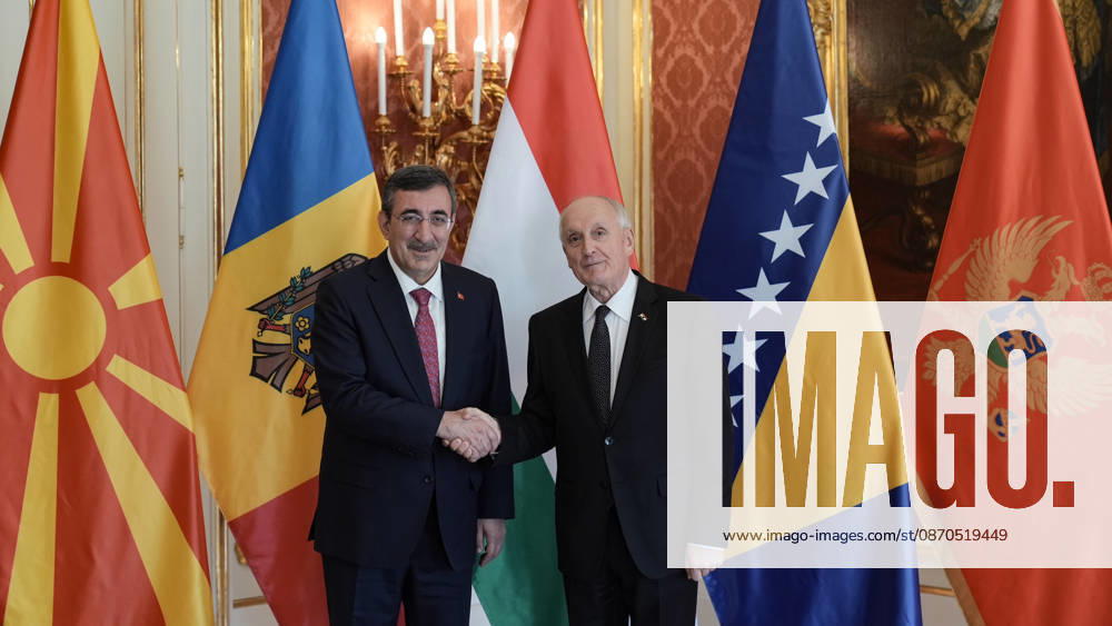 Turkish VP Cevdet Yilmaz in Budapest BUDAPEST, HUNGARY - OCTOBER 23: Turkish Vice President Cevdet Yilmaz meets Hungarian President Andras Baka at the Presidential Palace within the official commemoration programs held on the occasion of the 70th anniversary of the Hungarian Revolution and War of Independence in Budapest, Hungary on October 23, 2026. Yasin Baturhan Ergin Anadolu Budapest Hungary. Editorial use only. Please get in touch for any other usage.
