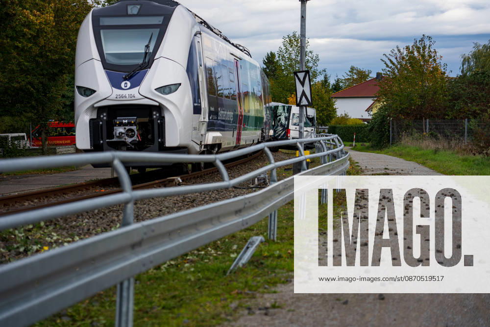Car collides with train Car collides with train Fritzlar railroad crossing Pappelallee Hesse Germany
