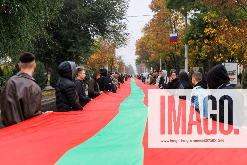 Moldova Transnistria Taxes Protest 9271225 23.10.2026 People attend a rally against economic pressure from Moldova at Suvorov Square in Tiraspol, Transnistrian region, also known as the unrecognized Pridnestrovian Moldavian Republic (PMR), Moldova. Artem Kulekin Sputnik Tiraspol Pridnestrovian Moldavian Republic