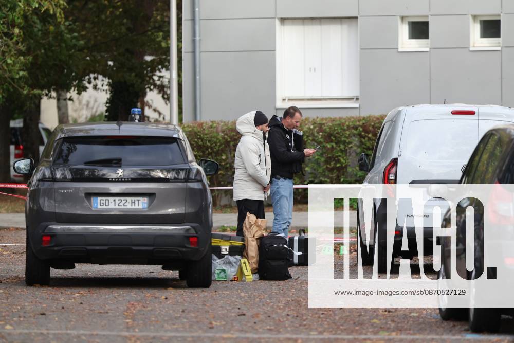 SHOOTER IN TRAPPES PHOTO: PHOTOPQR, LE PARISIEN, Arnaud Journois, La Verrière, October 23, 2026 La Verrière, Yvelines, October 23, 2026 Shooting in Trappes here in La Verrière, where a 12-year-old child was wounded. Photo: Le Parisien, Arnaud Journois An armed man opened fire several times on Friday, October 23, in the towns of Trappes and La Verrière, in the Yvelines department, leaving one person dead and four seriously injured. A suspect was arrested after a shooting in a Paris suburb that left one person dead—an incident the minister called a terrorist crime. A gunman firing from a vehicle in a Paris suburb on Friday killed one person and wounded several others, including a 12-year-old girl, in what French authorities suspect may hav