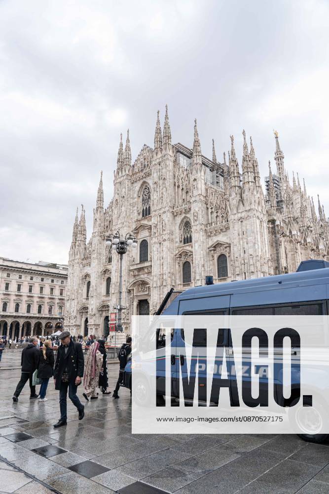 IPA90074213 - Milan, October 23, 2026. The city center is preparing for tomorrows heavily secured Saturday ahead of the march. From police and Carabinieri checkpoints at the Duomo to storefronts reinforced with panels to prevent break-ins on Via Torino.