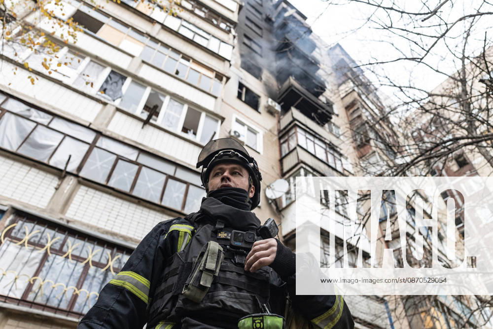 Russian drone attack on a residential building in Kramatorsk KRAMATORSK, UKRAINE - OCTOBER 23: Ukrainian firefighters put out a fire following a Russian drone attack on a residential building in Kramatorsk, Ukraine, 23 October 2026 Diego Herrera Carcedo Anadolu Kramatorsk Ukraine. Editorial use only. Please get in touch for any other usage.