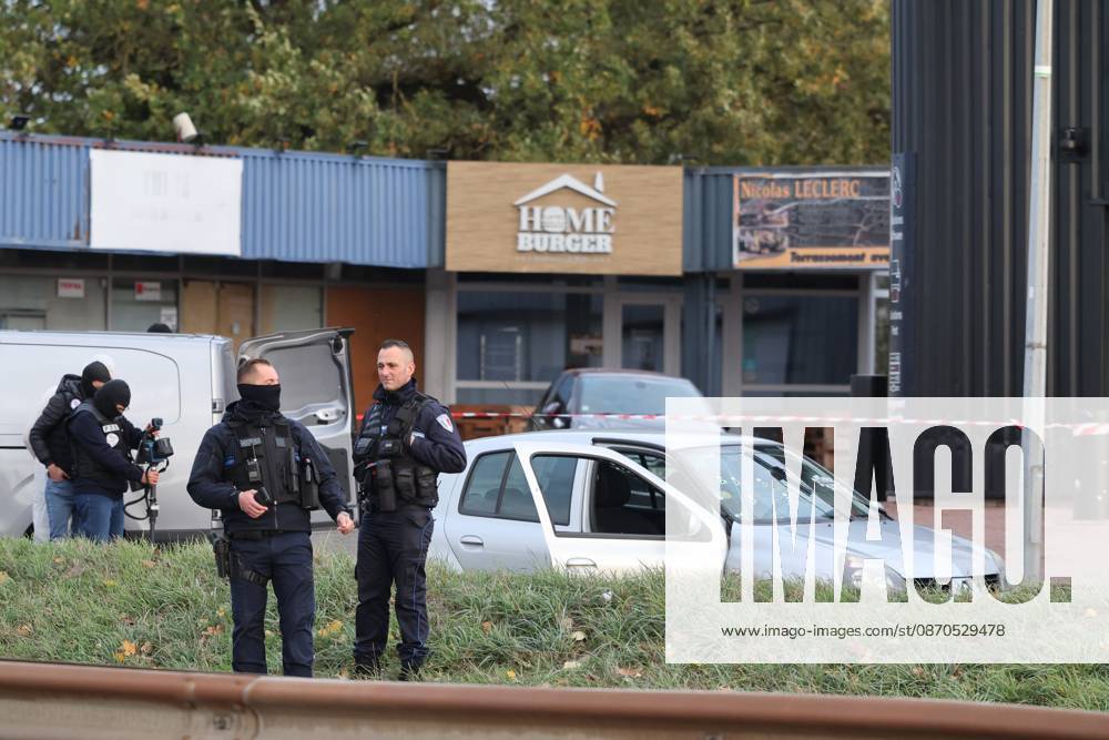 TRAPPES SHOOTER PHOTO PQR LE PARISIEN Le Parisien Arnaud Journois Coignières October 23, 2026 Coignières, Yvelines, October 23, 2026 Trappes Shooting The suspect’s car in Coignières Photo: Le Parisien Arnaud Journois Coignières, France, October 23, 2026 The car belonging to the suspect arrested following a shooting in Trappes, in the Yvelines region. The incident left one person dead and four others injured. An investigation is underway. Coignières, 78, France