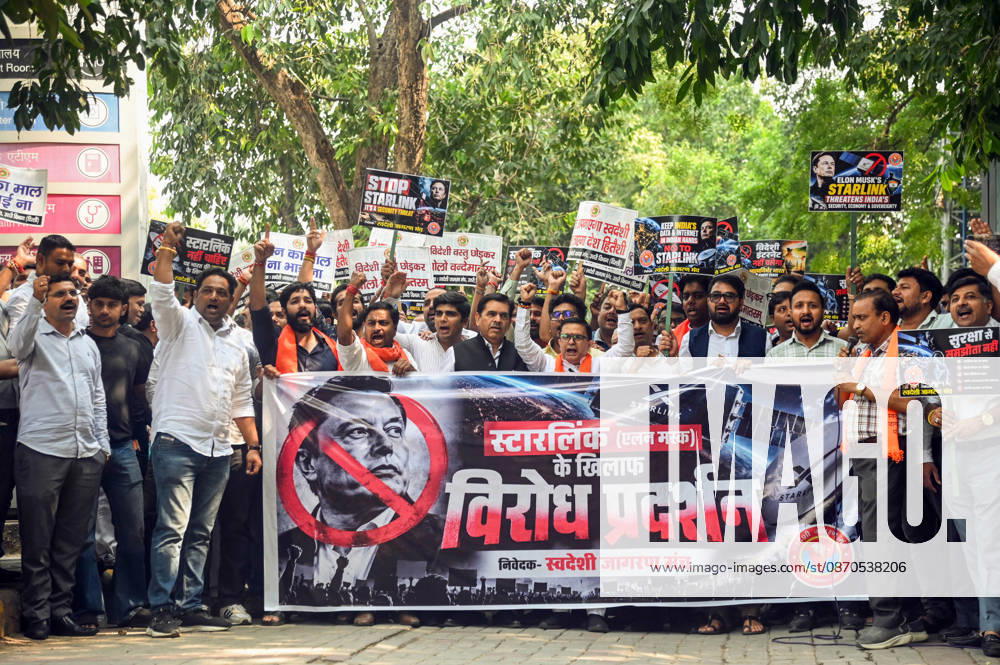 Swadeshi Jagaran Manch Members And Supporters Stage A Protest Against Starlink in New Delhi New Delhi, Oct 23 (ANI): Swadeshi Jagaran Manch members and supporters stage a protest against Tesla CEO Elon Musk s satellite-based internet services, Starlink, in New Delhi on Friday. NEW DELHI Delhi India