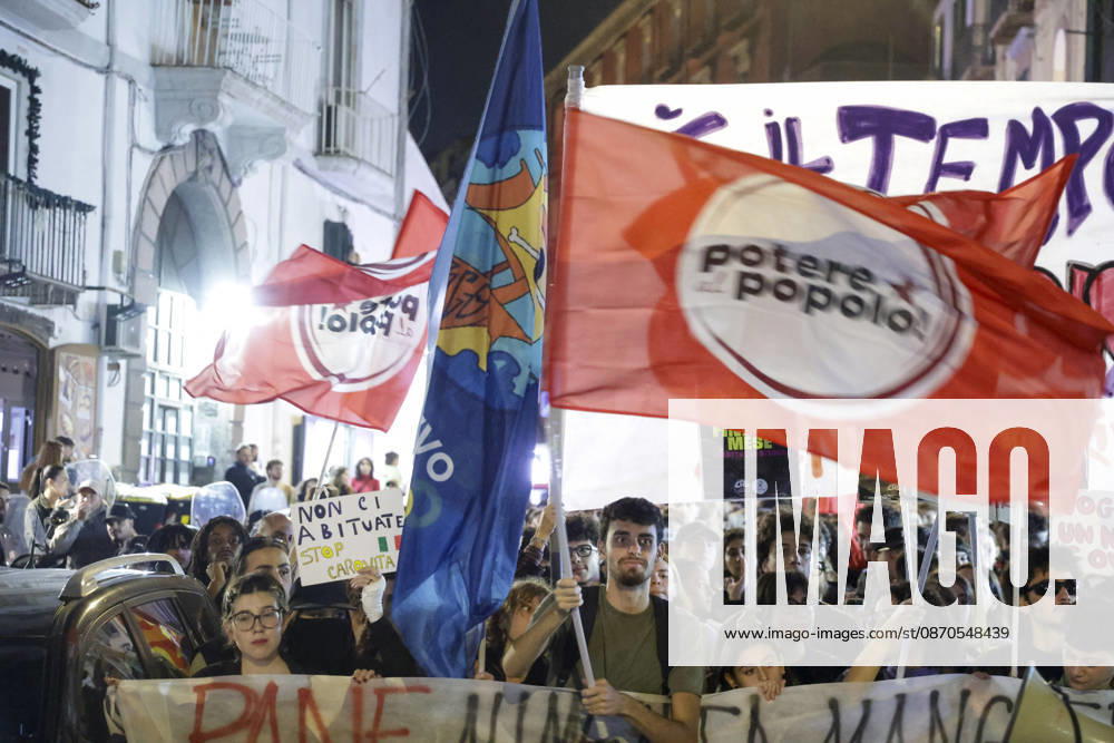 Protesters Clash with Police in Naples Students, trade union members and activists from Potere al Popolo take part in a demonstration against the rising cost of living in Piazza Municipio. Clashes between demonstrators and police break out during the protest. ABP18110