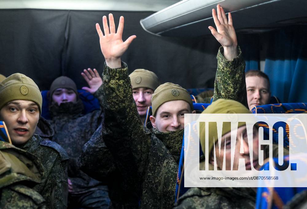 Belarus Russia Ukraine Military Operation POWs Exchange 9271483 23.10.2026 Russian prisoners of war, released from Ukrainian captivity amid Russia s military operation in Ukraine, sit in a bus upon arrival at an airfield in Moscow region, Russia. Russia and Ukraine on October 23 completed a swap of 270 prisoners of war each. Ilya Pitalev Sputnik Moscow region Russia