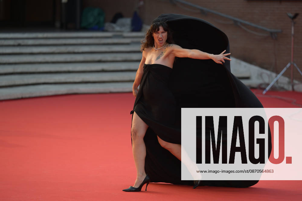 Kintsugi e sono la mia Opera red carpet in Rome - 23 Oct 2026 Elisa Toffoli (Elisa) attends the red carpet of movie Kintsugi e sonola mia Opera at Rome Film fest 2026 at Auditorium Parco della Musica. Rome Italy