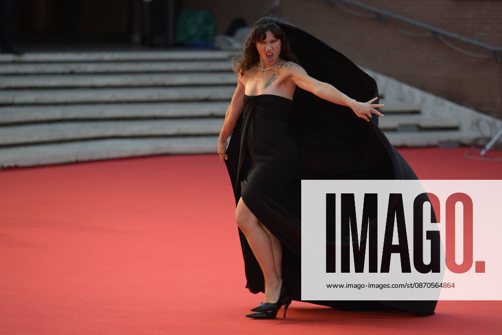 Kintsugi e sono la mia Opera red carpet in Rome - 23 Oct 2026 Elisa Toffoli (Elisa) attends the red carpet of movie Kintsugi e sonola mia Opera at Rome Film fest 2026 at Auditorium Parco della Musica. Rome Italy