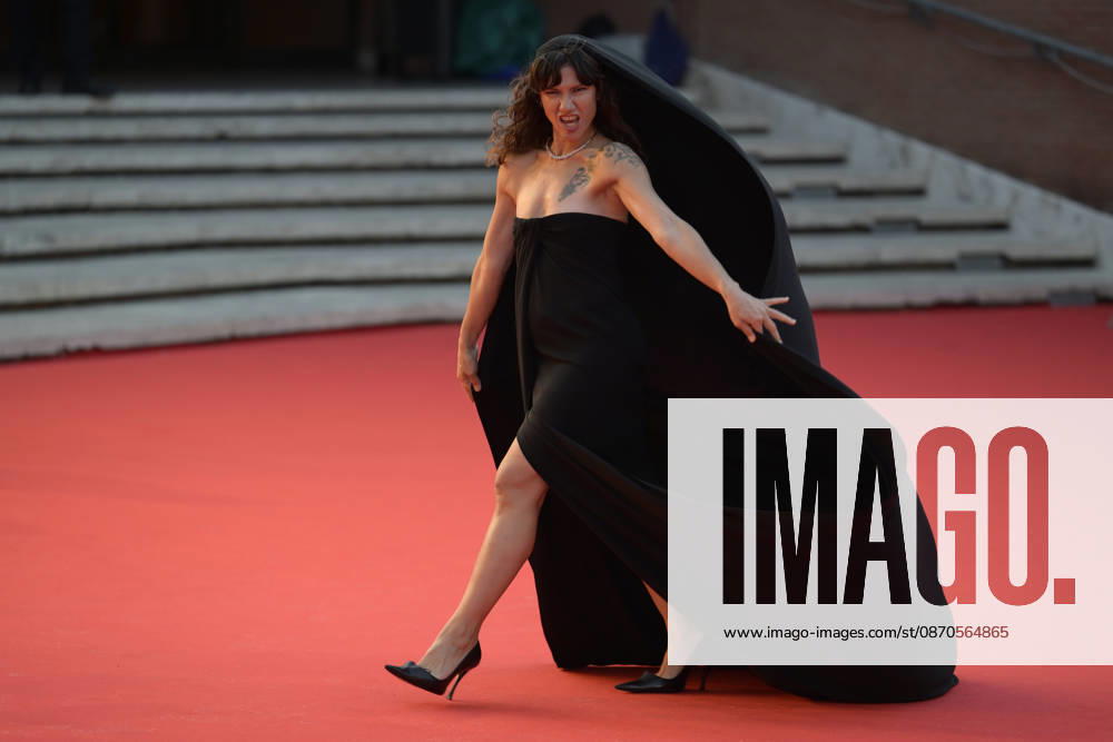 Kintsugi e sono la mia Opera red carpet in Rome - 23 Oct 2026 Elisa Toffoli (Elisa) attends the red carpet of movie Kintsugi e sonola mia Opera at Rome Film fest 2026 at Auditorium Parco della Musica. Rome Italy