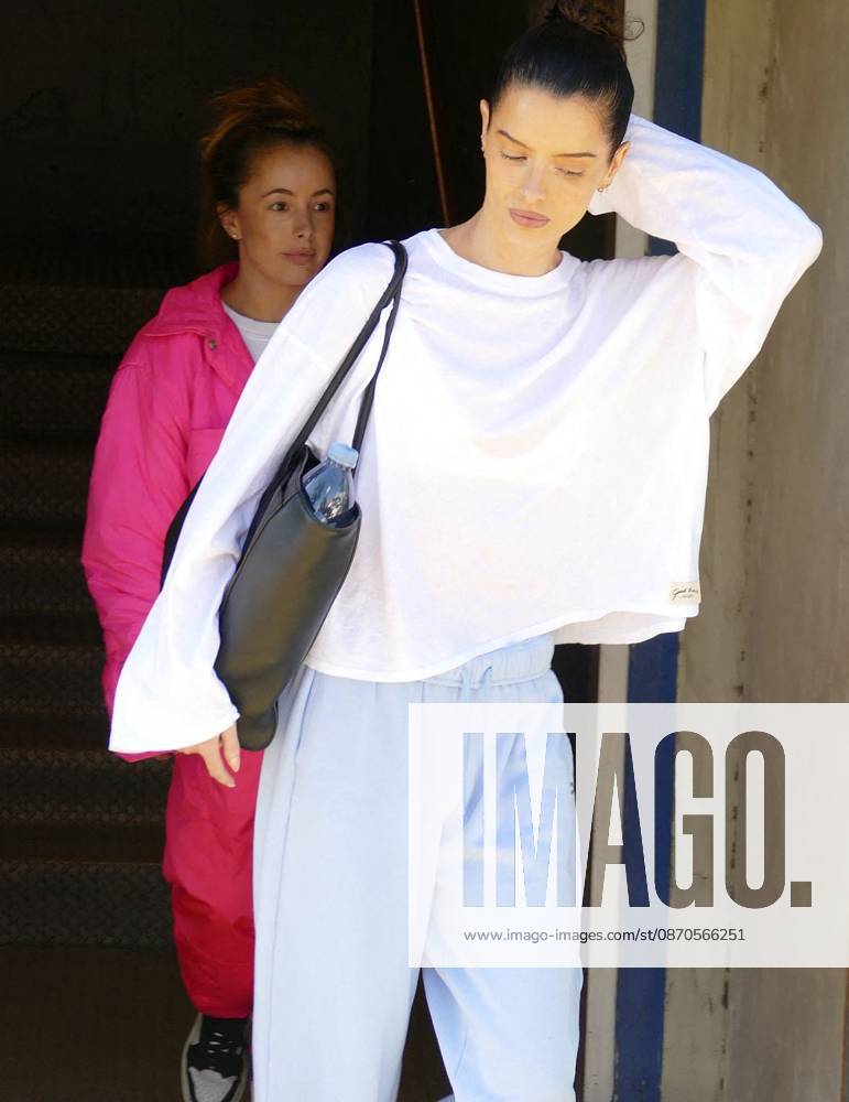 EXCLUSIVE: Maura Higgins Is Seen Leaving DWTS Rehearsals EXCLUSIVE: Maura Higgins is seen leaving Dancing With The Stars rehearsals. 23 Oct 2026 Pictured: Maura Higgins.