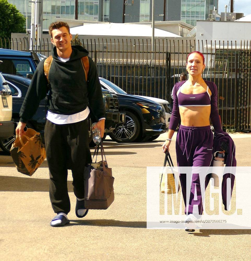 EXCLUSIVE: Tyler Cameron and Sharna Burgess Arrive To DWTS Rehearsal Together Friday EXCLUSIVE: Tyler Cameron and Sharna Burgess are seen arriving at the Dancing With The Stars rehearsals. 23 Oct 2026 Pictured: Tyler Cameron and Sharna Burgess.