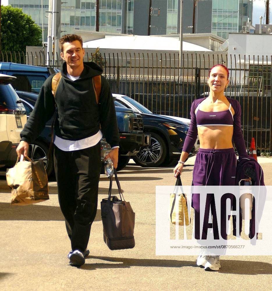 EXCLUSIVE: Tyler Cameron and Sharna Burgess Arrive To DWTS Rehearsal Together Friday EXCLUSIVE: Tyler Cameron and Sharna Burgess are seen arriving at the Dancing With The Stars rehearsals. 23 Oct 2026 Pictured: Tyler Cameron and Sharna Burgess.