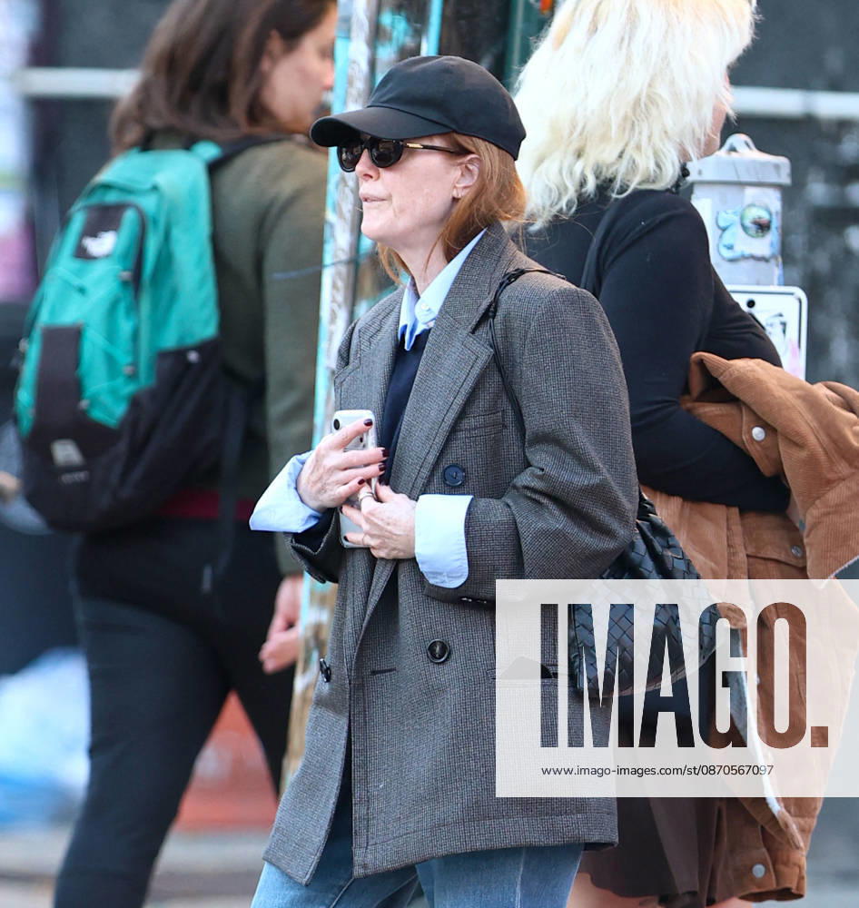 Julianne Moore out in New York Actress Julianne Moore is walking on the street in Brooklyn, NY on October 23, 2026. Photo by Dylan Travis ABACAPRESS.COM Brooklyn NY