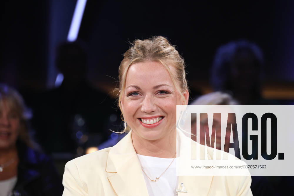 Zora Klipp, restaurateur and TV chef, guest on the NDR Talk Show; photo op on October 23, 2026, at the Hamburg Lokstedt TV studio prior to the broadcast on NDR Television’s Channel 3