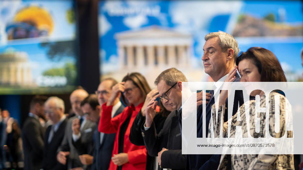 Joint prayer at the start of the second day of the event with Markus Söder, Dorothee Doro Bär, Martin Huber, Ilse Aigner, Alexander Dobrindt, and others; CSU Party Convention in Munich, Munich, Bavaria, Germany; Munich Trade Fair Grounds