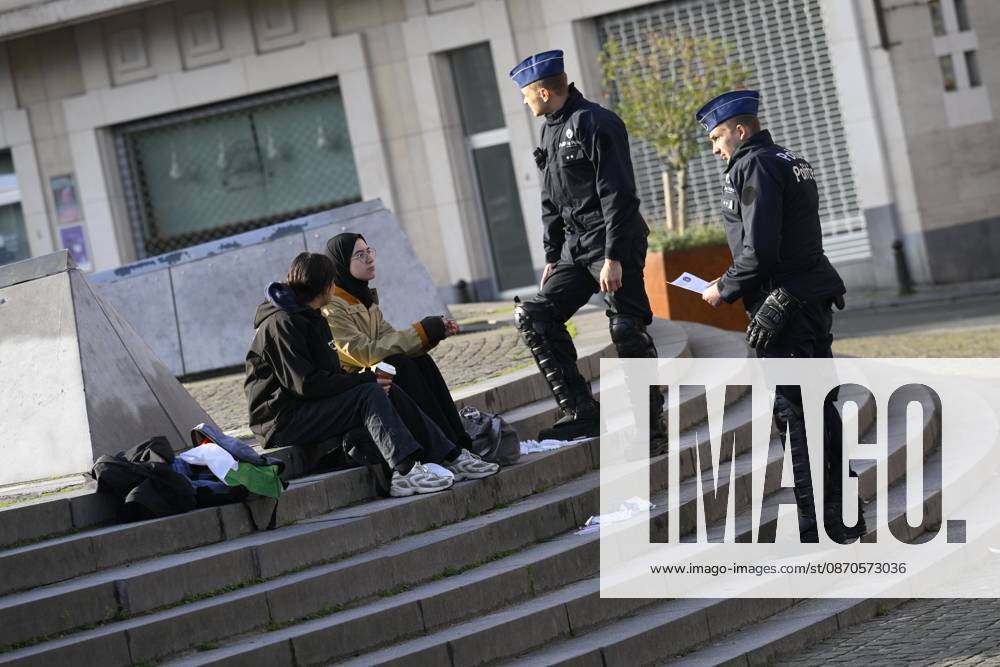 Extreme Left And Citizen Activists Protest 24 10 2026 BRUSSELS, BELGIUM - OCTOBER 24 : Police and demonstrators pictured during illegal demonstration the centre of Brussels against budget measures on October 24, 2026 in Brussels, Belgium, 24 10 2026 Brussels Belgium