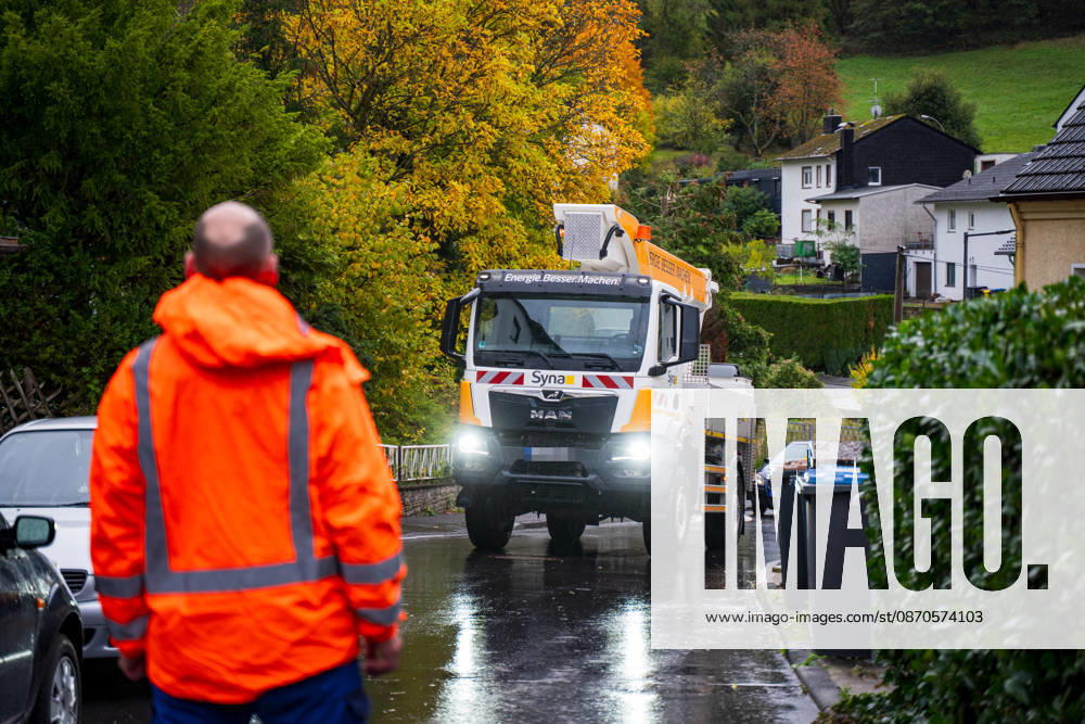 Severe Storms in Rhineland-Palatinate: Storm Uproots Trees and Damages Houses During the night of October 24, 2026, str