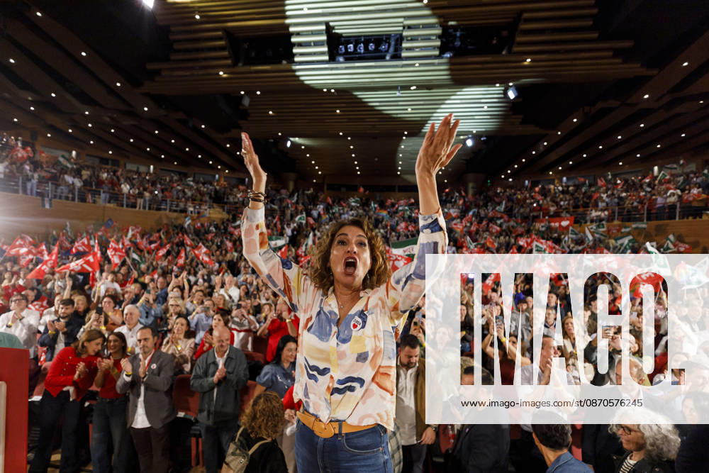 Sánchez heads his second pre-campaign event in Andalusia, this time in Granada. Photo of the PSOE’s Deputy Secretary-General and Secretary-General of the PSOE in Andalusia, María Jesús Montero, at a pre-campaign event at the Granada Convention and Exhibition Center. October 24 in Granada, Andalusia, Spain The event was also attended by the PSOE’s Secretary-General and Prime Minister, Pedro Sánchez, and the Secretary-General of the PSOE in Granada and the party’s Senate candidate for that province, Pedro Fernández October 24, 2026 Álex Cá Granada Granada Spain