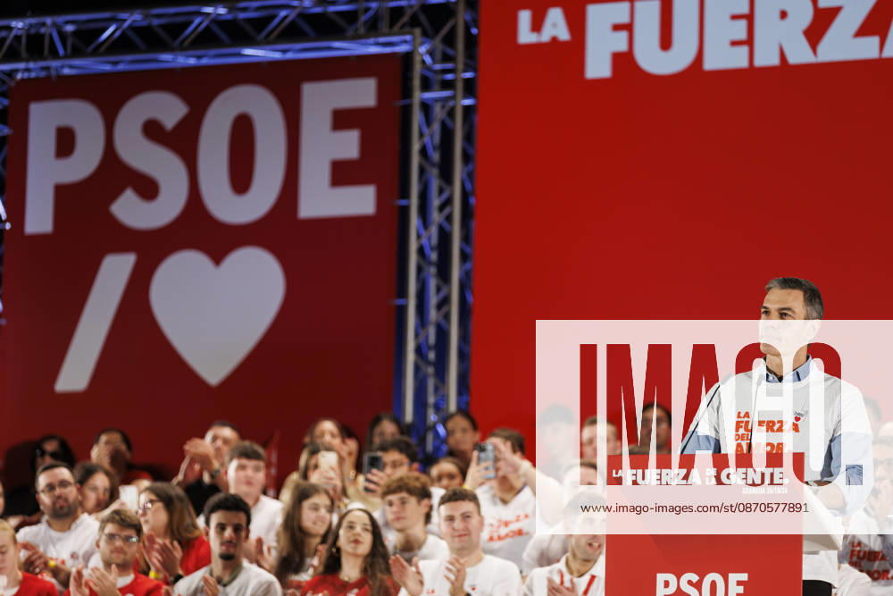 Sánchez heads his second pre-campaign event in Andalusia, this time in Granada. Photo of PSOE Secretary-General and Prime Minister Pedro Sánchez at a pre-campaign event at the Granada Convention and Exhibition Center. October 24 in Granada, Andalusia, Spain The event was also attended by the Deputy Secretary-General of the PSOE and Secretary-General of the PSOE in Andalusia, María Jesús Montero, and the Secretary-General of the PSOE in Granada and the party’s Senate candidate for that province, Pedro Fernández October 24, 2026 Álex Cá Granada Granada Spain
