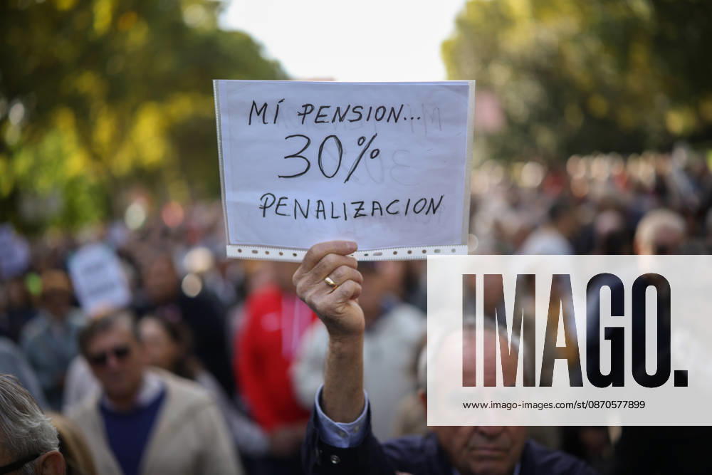 Protest for Public Pensions and Housing A person holds a sign reading My Pension 30 Penalty during a protest in defense of the public pension system and access to housing on October 24, 2026, in Madrid, Spain. The State Coordinating Committee for the Defense of the Public Pension System (COESPE), unions, and other pensioner organizations such as Asjubi40 have called for this nationwide mobilization under the slogan For a Public Pension System for the Elderly and the Young OCTOBER 24, 2026 Alejandro Martínez Vé Madrid, Madrid, Spain
