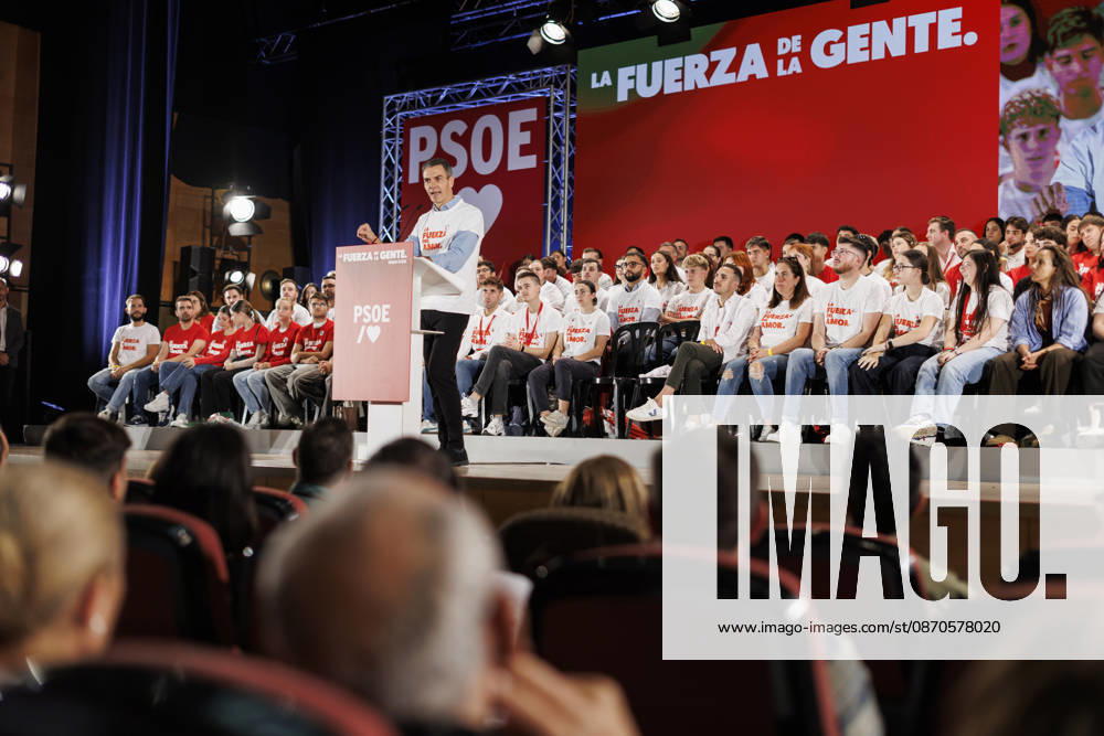 Sánchez heads his second pre-campaign event in Andalusia, this time in Granada. Photo of the PSOE Secretary-General and Prime Minister, Pedro Sánchez, at a pre-campaign event at the Granada Convention and Exhibition Center October 24 in Granada, Andalusia, Spain The event was also attended by the Deputy Secretary-General of the PSOE and Secretary-General of the PSOE in Andalusia, María Jesús Montero, and the Secretary-General of the PSOE in Granada and the party’s Senate candidate for that province, Pedro Fernández October 24, 2026 Álex Cá Granada, Granada, Spain