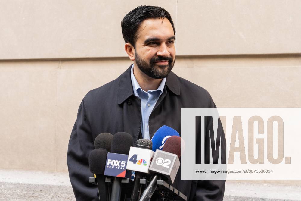 Mayor Zohran Mamdani speaks to the media after casting his vote on the first day of early voting in general election at polling station at Metropolitan Museum of Art in New York, NY on October 24, 2026. Mayor reveals that he voted for re-election of Governor Kathy Hochul and Yes on all 5 propositions. Bronx USA - ZUMAr339 20261024_znp_r339_028