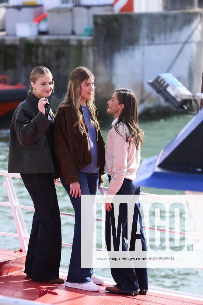 Oviedo Princess Leonor and Princess Sofia and Queen Letizia and King Felipe visited Llanes to present the Exemplary Town of Asturias 2026 award, which this year has been granted to the Santa Ana Fishermen’s Guild (Cofradía de Pescadores Santa Ana), in Llanes, Asturias. No Spain
