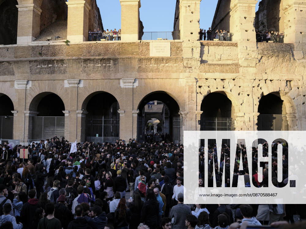 Protesters Attempt to Occupy the Colosseum Rome, Italy, October 24, 2026. Demonstrators enter the Colosseum and attempt to occupy the monument during a protest in the Italian capital. The protesters remain inside the site until police arrive to intervene. The incident takes place during a demonstration in Rome, as tensions escalate between protesters and law enforcement. Rome Italy