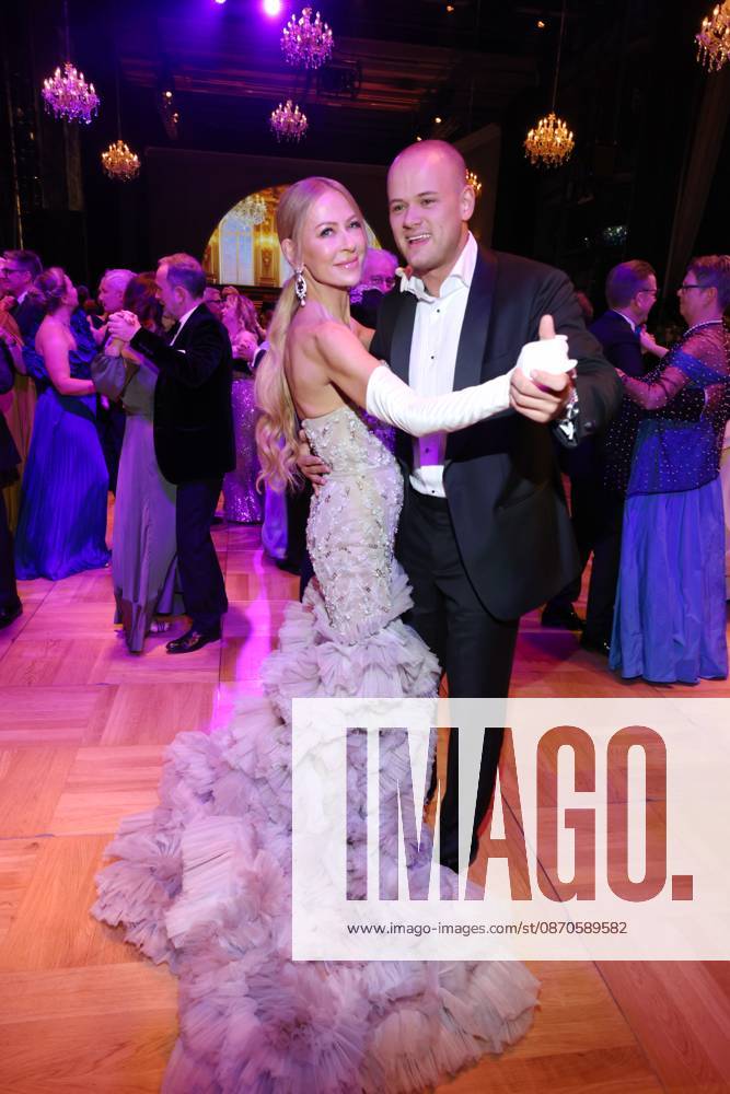 Leipzig Opera Ball 2026: Jenny Elvers and Paul Jolig s First Dance, Leipzig Opera Ball 2026, Leipzig Opera, Date: October 24, 2026