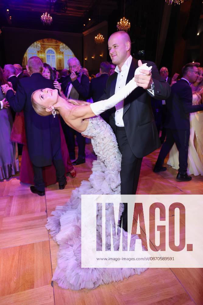 Leipzig Opera Ball 2026: Jenny Elvers and Paul Jolig s First Dance, Leipzig Opera Ball 2026, Leipzig Opera, Date: October 24, 2026