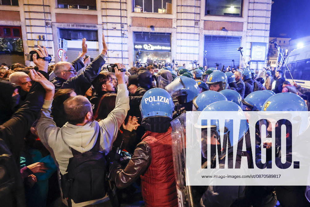 Demonstration against the Italian government in Rome ROME, ITALY, OCTOBER 24: Italian anti-riot police officers face demonstrators during a protest against the Italian government in Rome, Italy, on October 24, 2026. Riccardo De Luca Anadolu Rome Italy. Editorial use only. Please get in touch for any other usage.