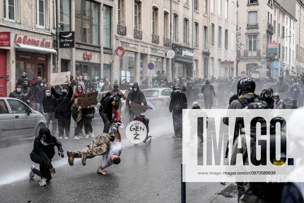 Police intervene in demonstrators amid ongoing protests in Nancy NANCY, FRANCE - OCTOBER 24: Police clash with protesters with water cannons and tear gas during a demonstration amid ongoing social and political tensions in Nancy, France, on October 24, 2026. Muhammed Said Tako Anadolu Nancy France. Editorial use only. Please get in touch for any other usage.