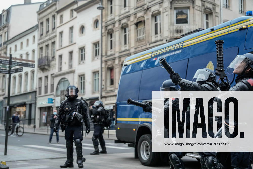 Police intervene in demonstrators amid ongoing protests in Nancy NANCY, FRANCE - OCTOBER 24: Police clash with protesters with water cannons and tear gas during a demonstration amid ongoing social and political tensions in Nancy, France, on October 24, 2026. Muhammed Said Tako Anadolu Nancy France. Editorial use only. Please get in touch for any other usage.