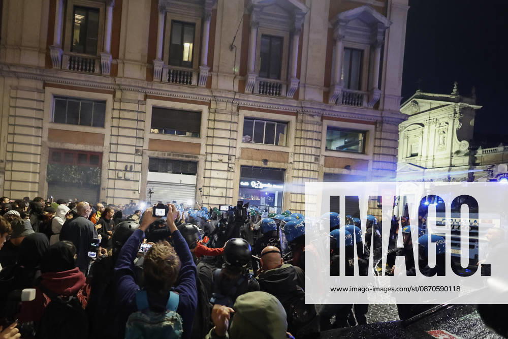 Demonstration against the Italian government in Rome ROME, ITALY, OCTOBER 24: Demonstrators are hit by Italian police’s water cannons during a protest against the Italian government in Rome, Italy, on October 24, 2026. Riccardo De Luca Anadolu Rome Italy. Editorial use only. Please get in touch for any other usage.