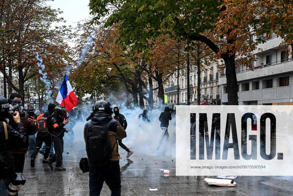 PARIS - OCTOBER 24 2026..110,000 people have taken to the streets in Paris for the second weekend running. Across France, the figure stands at 450,000. .The City of Paris authorised a demonstration Ã¢â‚¬ away from the city centre Ã¢â‚¬ after events got completely out of hand last weekend..Various trade unions, united under the well-known banner of Les Gilets Jaunes, together with the young people who have been protesting for weeks, had called for this demonstration..It was a colourful mix of young and old and people of all ethnicitiesÃ¢â‚¬Â¦ who took to the streets together to demand, amongst other things, greater purchasing power, to protest against the genocide in Gaza and against racismÃ¢â‚ - ZUMAr234 20261024_zip_r234_028