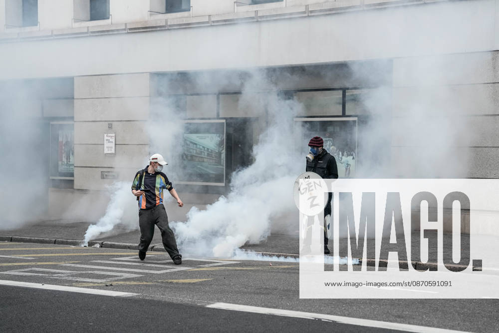 Police intervene in demonstrators amid ongoing protests in Nancy NANCY, FRANCE - OCTOBER 24: Police clash with protesters with water cannons and tear gas during a demonstration amid ongoing social and political tensions in Nancy, France, on October 24, 2026. Muhammed Said Tako Anadolu Nancy France. Editorial use only. Please get in touch for any other usage.