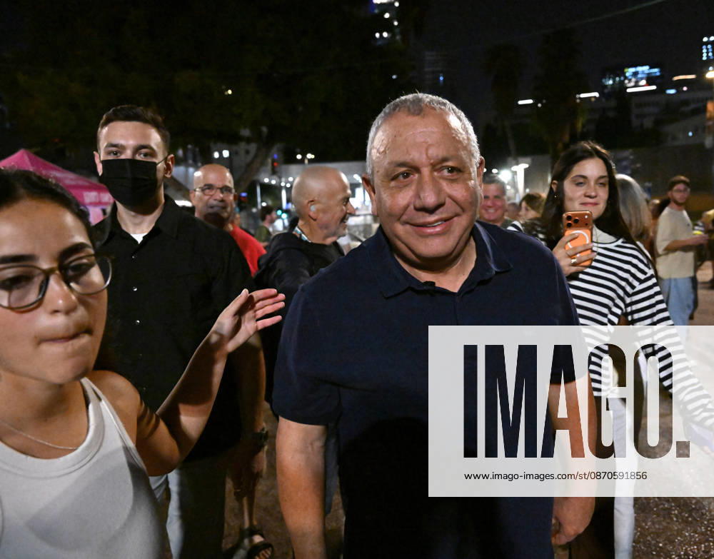 Gadi Eisenkot, Head of the Yashar Party, arrives at a protest in Hostage Square in Tel Aviv, three days before the election, demanding an independent State Commission of Inquiry into the failures surrounding the October 7, 2023, Hamas massacre, on Saturday, October 24, 2026. JER2026102411 DEBBIExHILL