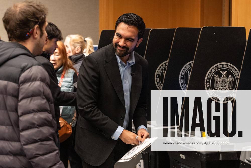 Mayor Zohran Mamdani speaks to people as they cast vote on the first day of early voting in general election at polling station at Metropolitan Museum of Art in New York, NY on October 24, 2026. Bronx USA - ZUMAr339 20261024_znp_r339_019
