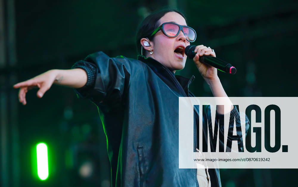 Mexican singer and actress XIMENA SARINANA performs live on stage while holding a microphone and gesturing to the audience during the Tecate Peninsula 2026 music festival at Explanada Estadio Caliente in Tijuana, Baja California, Mexico, October 24, 2026. Tijuana Mexico - ZUMAm311 20261024_zip_m311_006