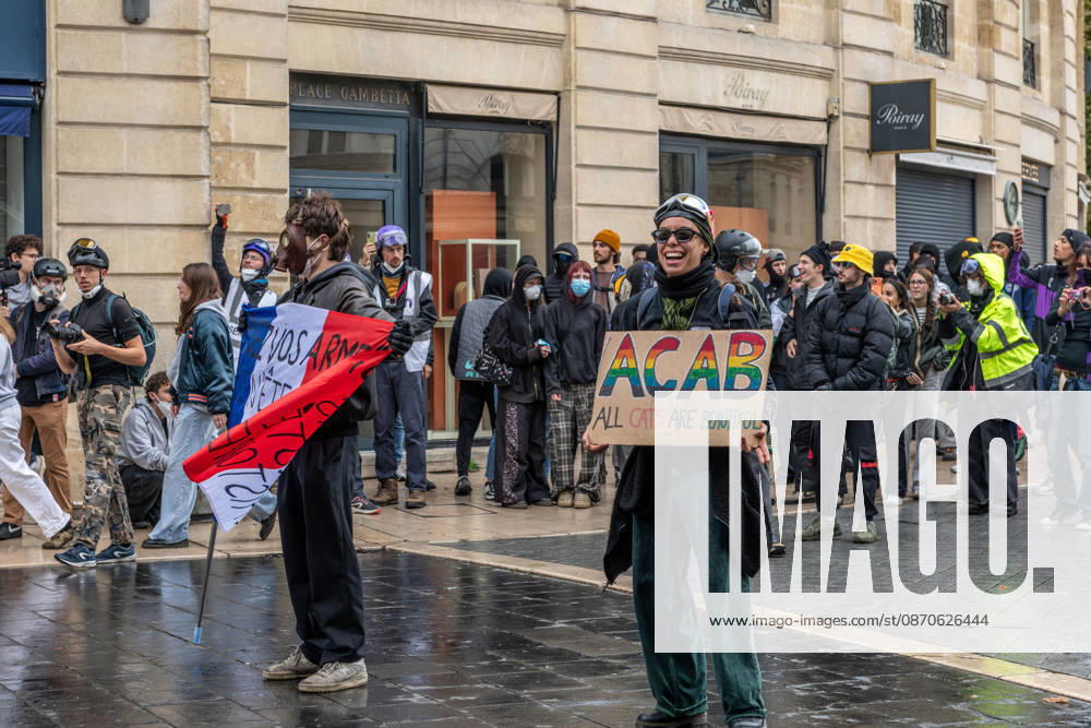 In Bordeaux, the march on the second day of protests against the rising cost of living initially proceeded peacefully. At the end of the route, violent clashes broke out on the sidelines between groups of demonstrators and law enforcement officers. Projectiles were thrown at riot police, who used tear gas to disperse the groups. Participants in the mobilization also included members of the Yellow Vests movement. Bordeaux France - ZUMAh207 20261024_zip_h207_005