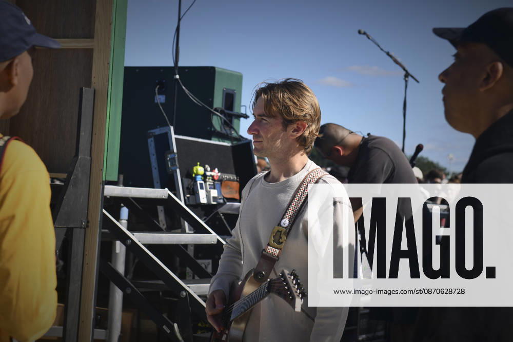 Pat McCrory, guitarist for Turnstile, a Grammy award-winning hardcore-punk band from Baltimore, MD, backstage before a free show on the National Mall in Washington DC, Oct. 24, 2026. A benefit for people affected by wars in Palestine, Lebanon and Sudan, the band has performed numerous free concerts over the years to draw attention to humanitarian causes. Washington Dc USA - ZUMAg216 20261024_znp_g216_006
