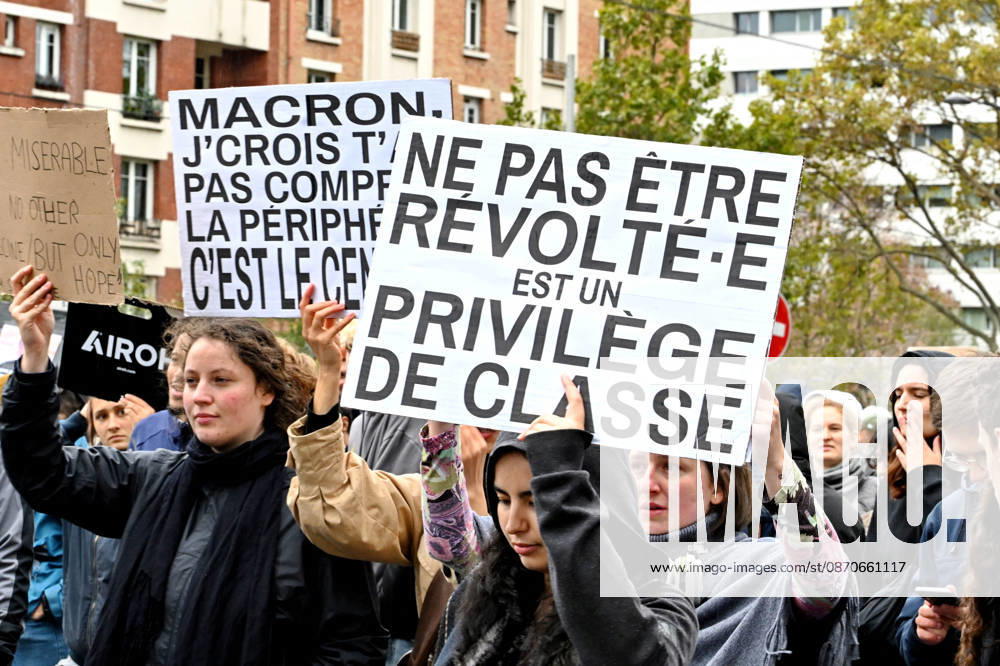 Yellow Vests Protest Act II - Paris Demonstration in favor of purchasing power, the protection of public services, and fiscal and social justice, as part of a nationwide call for mobilisation bringing together former members of the Yellow Vest movement, labor unions, high school and university students. in Paris on October 24, 2026. Photo by Karim Ait Adjedjou ABACAPRESS.COM Paris France