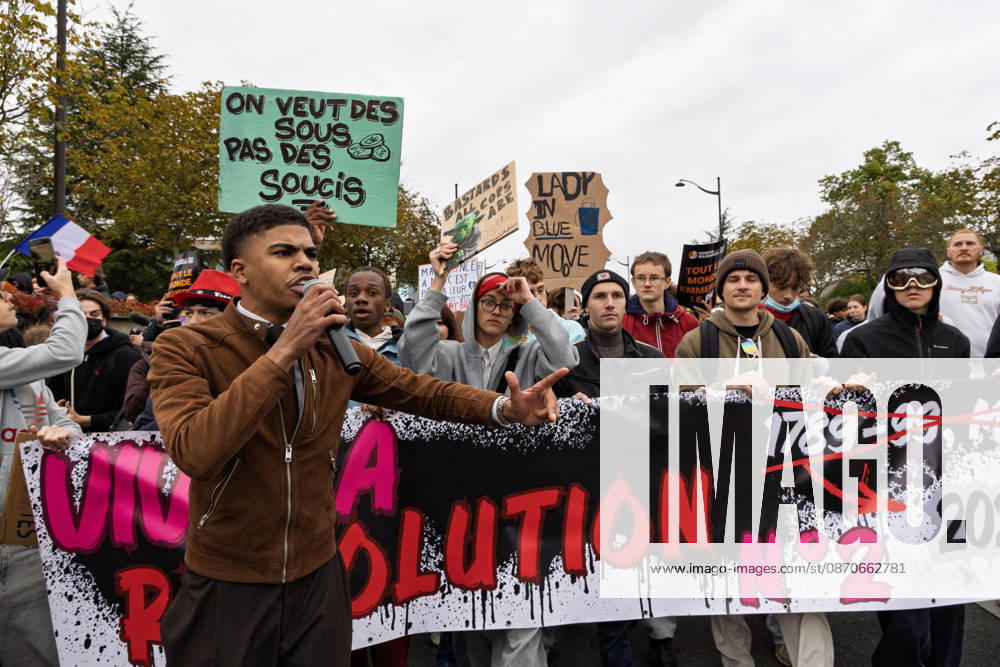 Demonstration Against French Far-Right Party RN - Orleans Rally against racism, fascism, and imperialism in Orléans, Loiret, France on October 24, 2026, held alongside the National Rally (RN) congress. Photo by Pascal Avenet ABACAPRESS.COM Orleans France