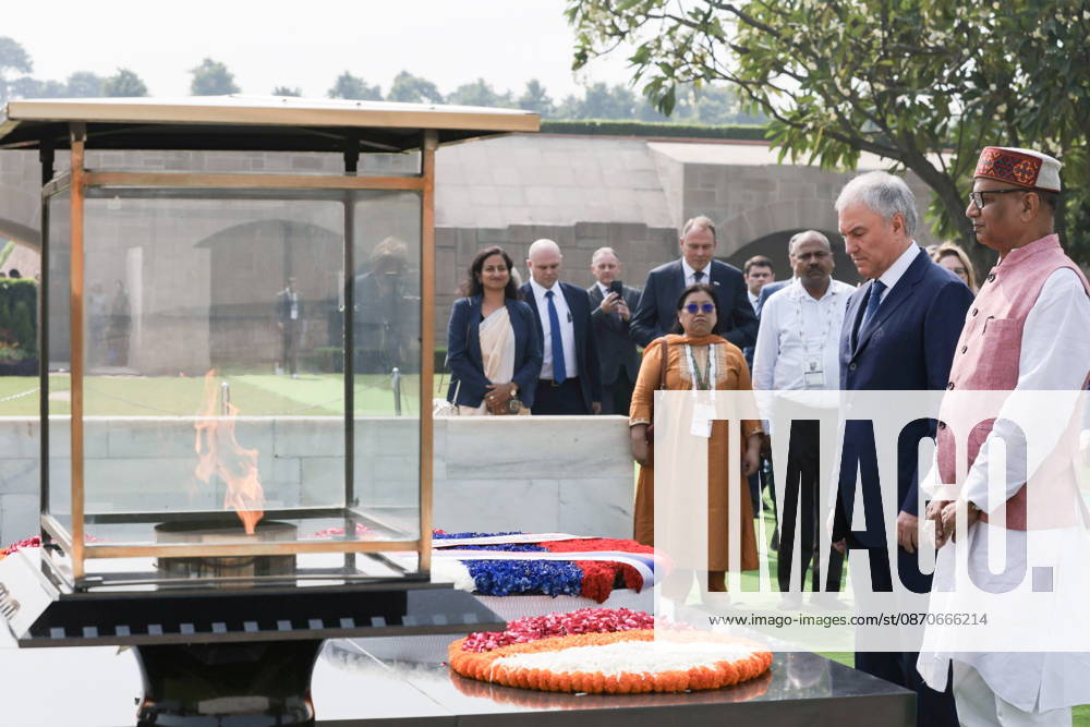 INDIA, NEW DELHI - OCTOBER 25, 2026: Russian State Duma Speaker Vyacheslav Volodin (2nd R) takes part in a wreath laying ceremony at the cremation site of Mahatma Gandhi, leader of the Indian independence movement. Russian officials arrived in India to take part in the 12th BRICS Parliamentary Forum, which Is scheduled to be held in New Delhi on 26-27 October 2026. Russian State Duma Press Service TASS 99925257
