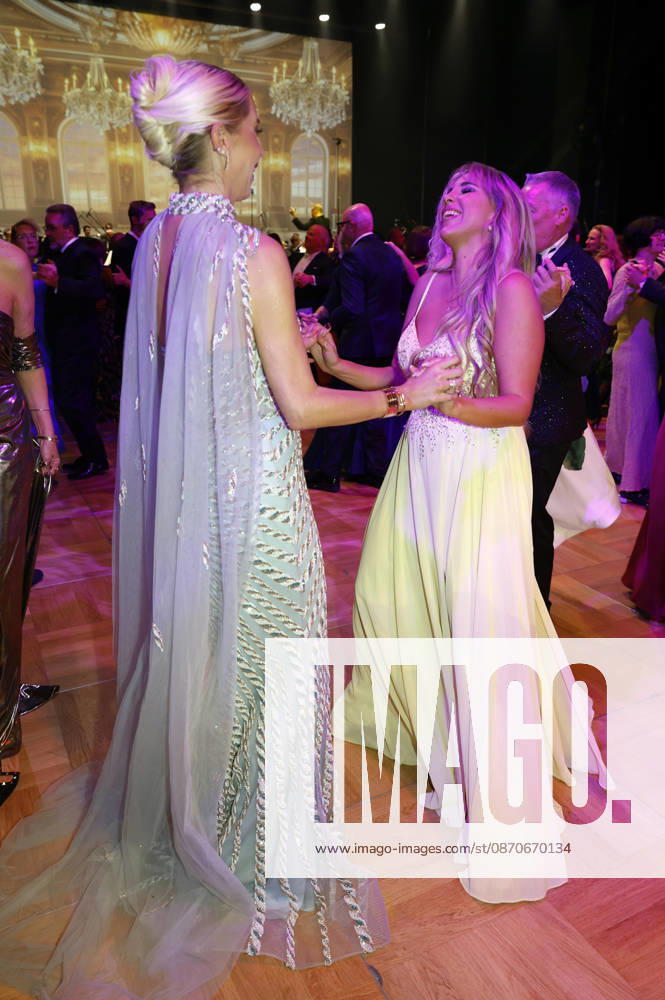 Verena Kerth and Annemarie Eilfeld at the 31st Leipzig Opera Ball 2026 at the Leipzig Opera House, Leipzig, October 24, 2026 Foto:xR.xStoffelsx xFuturexImagex opernball2026_6103