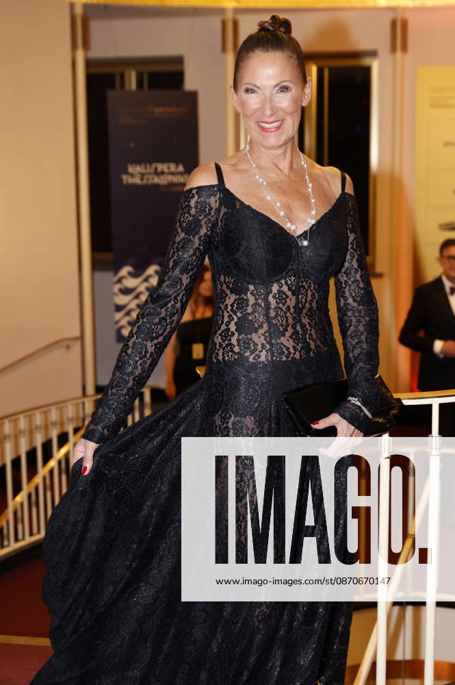 Eva Lutz at the 31st Leipzig Opera Ball 2026 at the Leipzig Opera House, Leipzig, October 24, 2026 Foto:xR.xStoffelsx xFuturexImagex opernball2026_6079