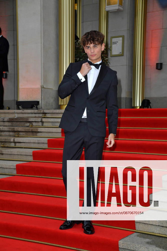 Benni Kalcher at the 2026 Leipzig Opera Ball at the Leipzig Opera on October 24, 2026