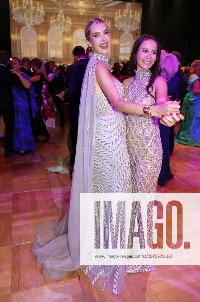 Verena Kerth with a guest at the 31st Leipzig Opera Ball 2026 at the Leipzig Opera, Leipzig, October 24, 2026 Foto:xR.xStoffelsx xFuturexImagex opernball2026_6101